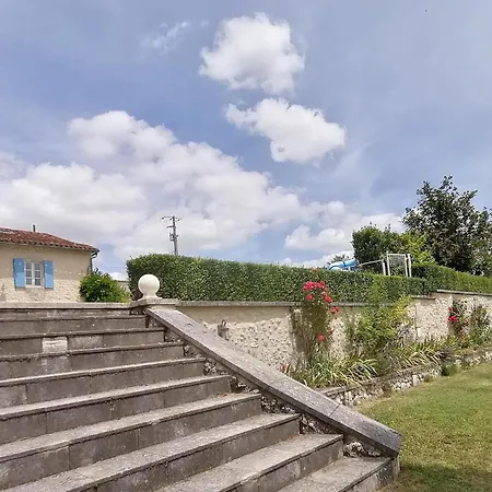 Spacious With Pool In Lusignac Holiday home *